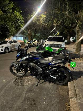BAJAJ DOMINAR 200 